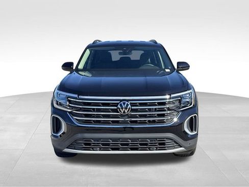 New 2026 Volkswagen Atlas SE FWD image 8
