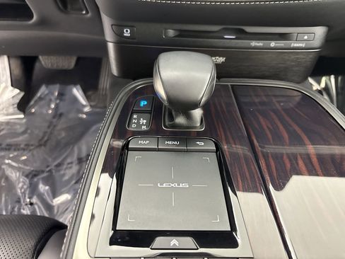 Used 2021 Lexus LS 500 AWD w/ Interior Upgrade Package image 24