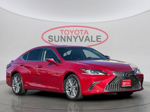 Used 2019 Lexus ES 300h w/ Premium Package FWD image 10