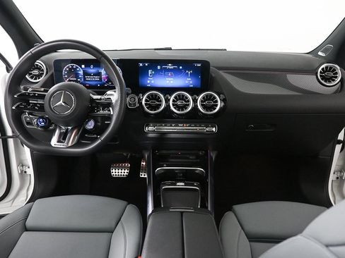 Certified 2025 Mercedes-Benz GLA 35 AMG 4MATIC image 17