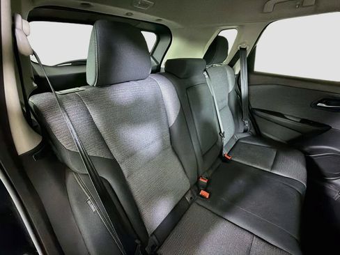 Used 2022 Nissan Rogue SV FWD image 27