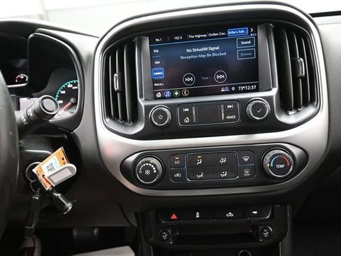 Used 2021 Chevrolet Colorado LT w/ LT Convenience Package RWD image 10