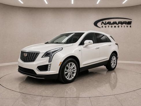 Used 2025 Cadillac XT5 Luxury FWD image 3