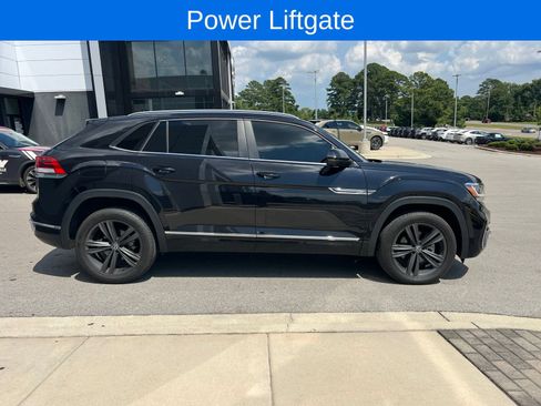 Used 2021 Volkswagen Atlas Cross Sport SE FWD image 4