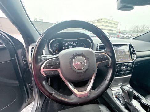 Used 2020 Jeep Grand Cherokee Altitude image 14