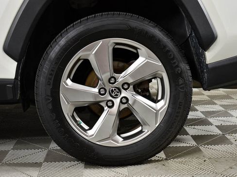 Certified 2019 Toyota RAV4 Limited image 23