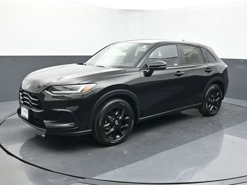 Used 2023 Honda HR-V Sport image 1