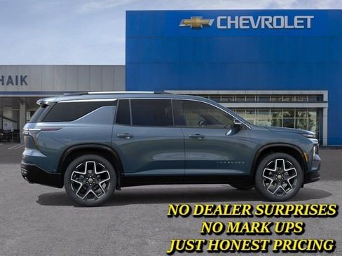 New 2026 Chevrolet Traverse High Country w/ LPO, Floor Liner Package FWD image 5