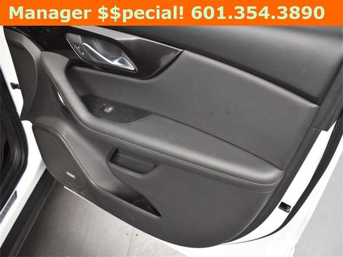 Used 2019 Chevrolet Blazer Premier w/ Driver Confidence II Package image 22