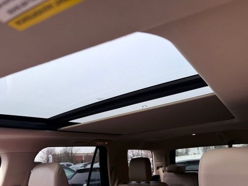 Used 2024 Ford Expedition Limited image 6