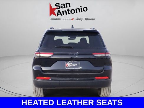 New 2025 Jeep Grand Cherokee Altitude RWD image 8