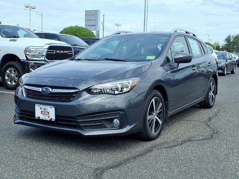 Certified 2021 Subaru Impreza 2.0i Premium AWD/4WD image 3