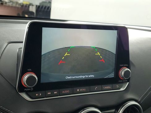 Used 2024 Nissan Sentra SV w/ All-Weather Package image 17