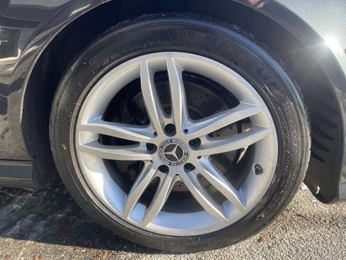 Used 2013 Mercedes-Benz C 300 C 300 Sport 4MATIC AWD 4dr Sed image 12