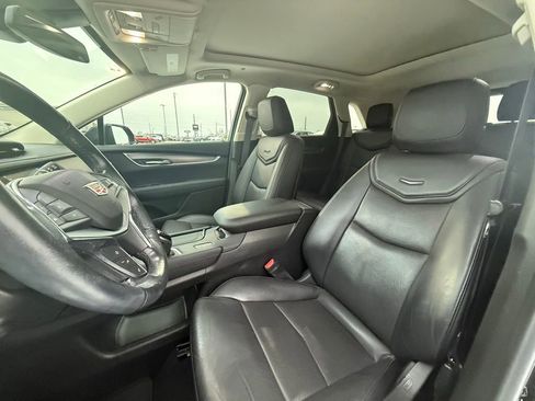 Used 2019 Cadillac XT5 Luxury image 28