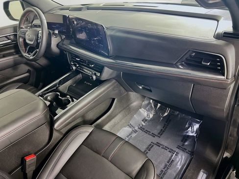 Used 2025 Chevrolet Tahoe RST w/ RST Capability Package image 32