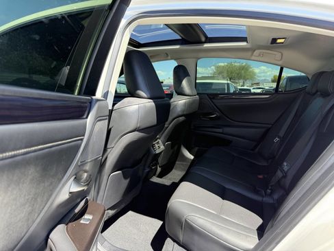 Used 2019 Lexus ES 350 image 24