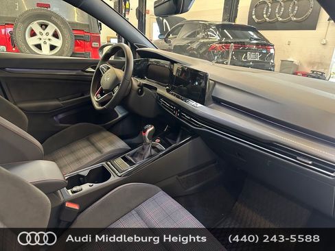 Used 2024 Volkswagen GTI SE image 13
