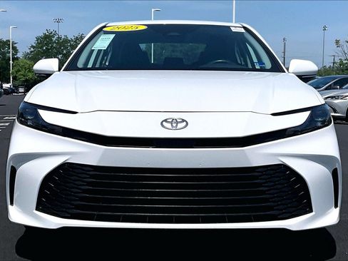 Used 2025 Toyota Camry LE w/ Convenience Package AWD/4WD image 3