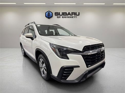 Certified 2024 Subaru Ascent Premium w/ Convenience Package image 7