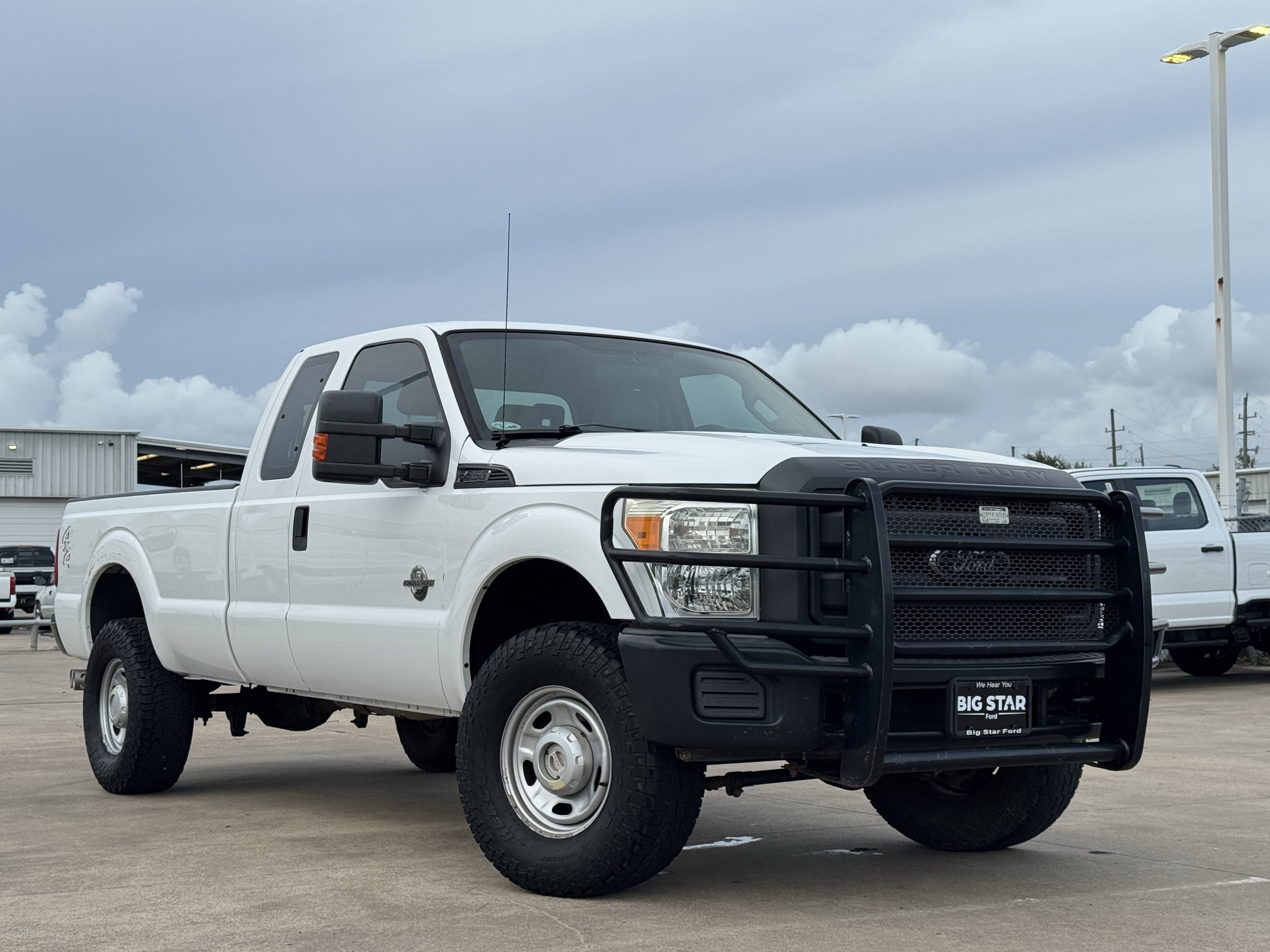 Used 2014 Ford F350 XL w/ Power Equipment Group AWD/4WD image 2