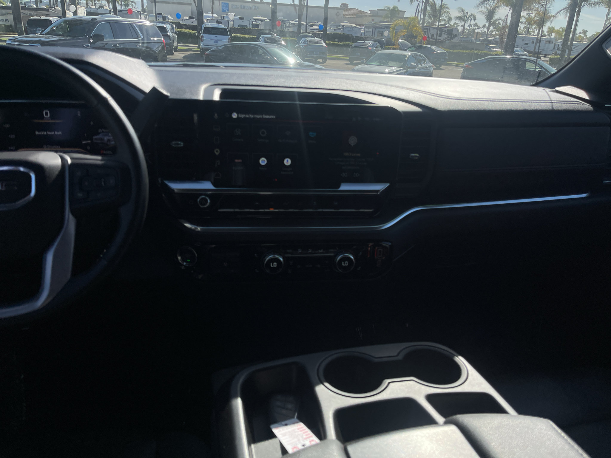 Used 2025 GMC Sierra 1500 SLT AWD/4WD image 5