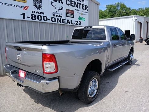 Used 2024 RAM 3500 Tradesman w/ Chrome Appearance Group AWD/4WD image 3