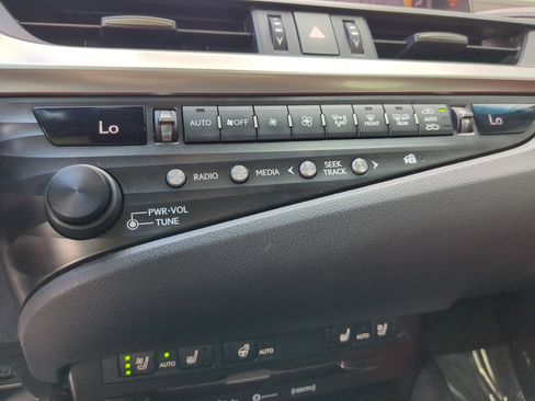 Used 2020 Lexus ES 350 F Sport image 21