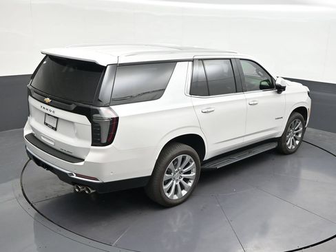 Used 2025 Chevrolet Tahoe Premier w/ Sun And Tow Package RWD image 21
