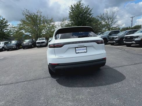 Used 2022 Porsche Cayenne Platinum Edition AWD/4WD image 7