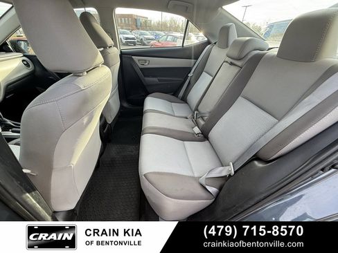 Used 2018 Toyota Corolla LE image 25