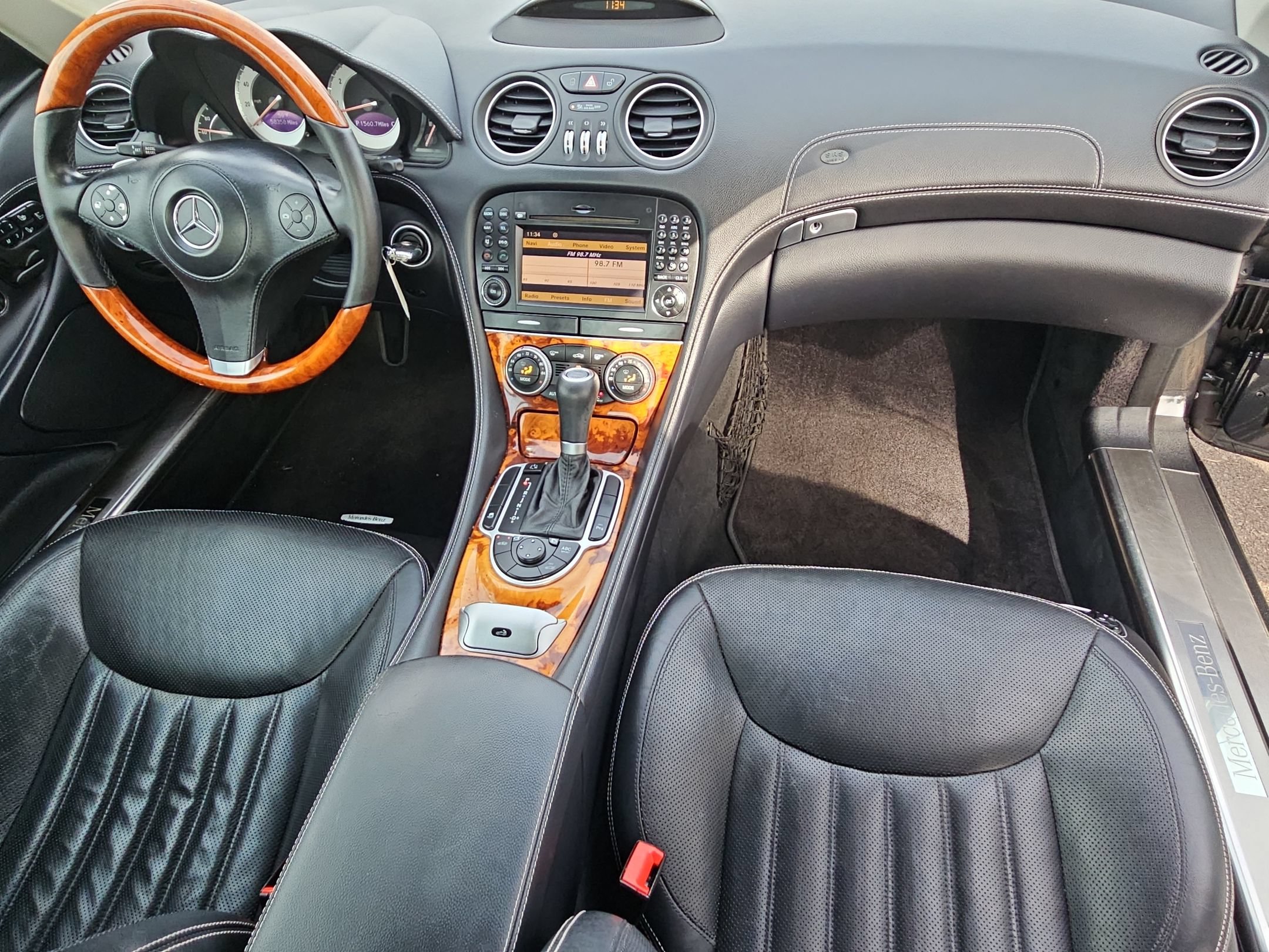 Used 2012 Mercedes-Benz SL 550 image 21