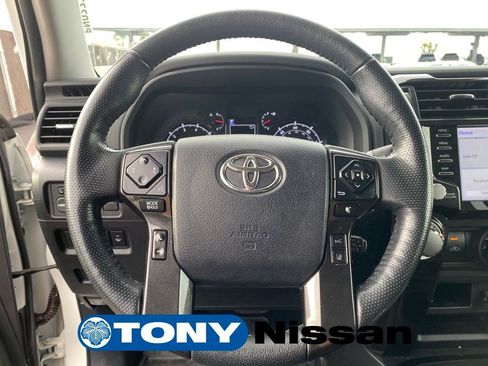 Used 2023 Toyota 4Runner 40th Anniversary SE AWD/4WD image 32