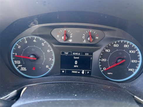 Used 2020 Chevrolet Equinox LS w/ LS Convenience Package image 18