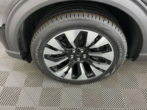 New 2026 Ford Explorer Platinum w/ LUX Leather Package image 37