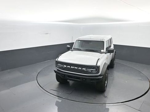 New 2026 Ford Bronco Badlands image 21