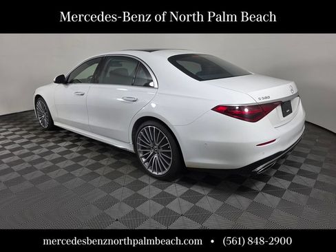 Certified 2024 Mercedes-Benz S 580 4MATIC Sedan image 4