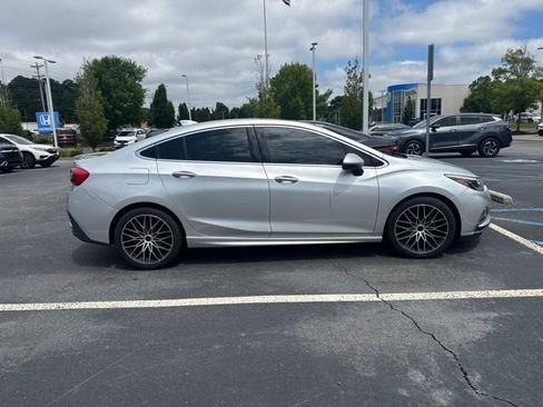 Used 2016 Chevrolet Cruze Premier FWD image 5