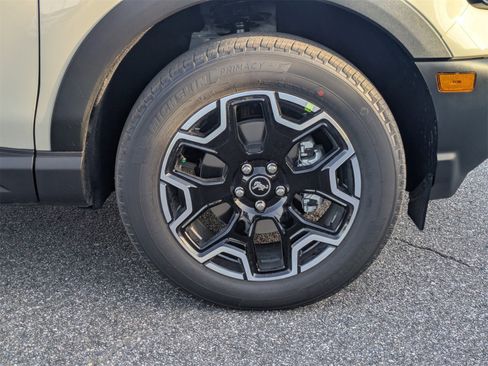 New 2025 Ford Bronco Sport Outer Banks image 12