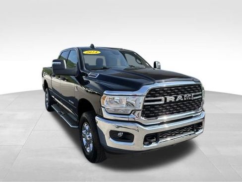 Used 2024 RAM 2500 Big Horn AWD/4WD image 8