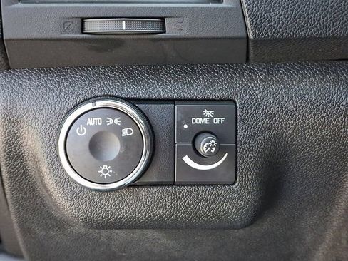 Used 2011 Chevrolet Traverse LT w/ Personal Connectivity Package FWD image 24