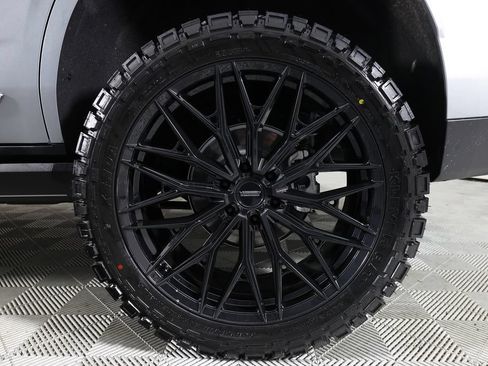 Used 2026 GMC Yukon Denali w/ Sun & Power Step Package AWD/4WD image 51
