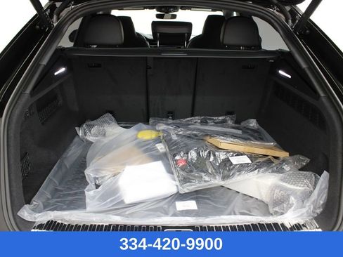 New 2026 Audi SQ8 Prestige image 30