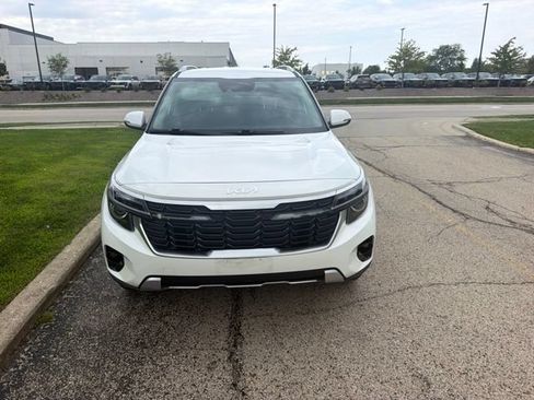 Used 2025 Kia Seltos EX AWD/4WD image 22