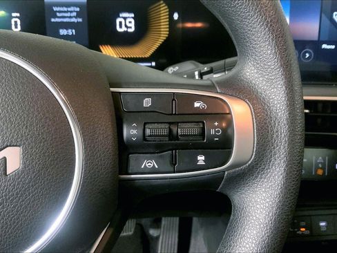 Used 2025 Kia K5 LXS FWD image 19