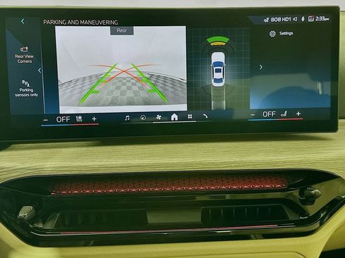 Used 2025 BMW 330i Sedan w/ Convenience Package image 14