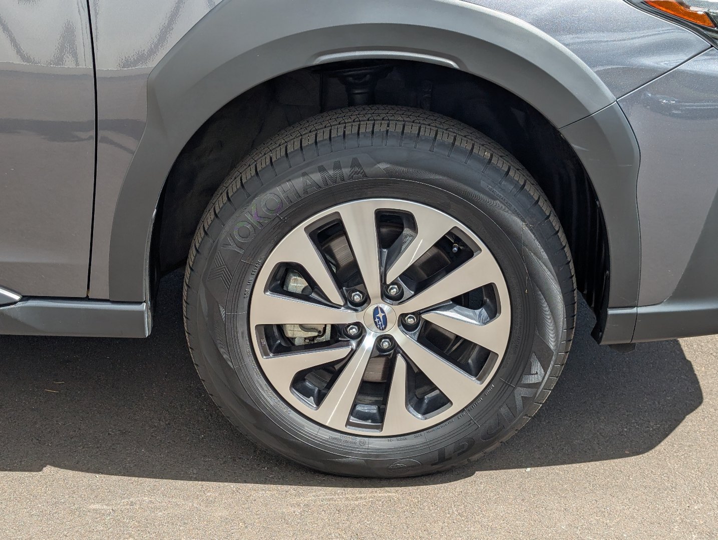 Certified 2025 Subaru Outback Premium AWD/4WD image 8