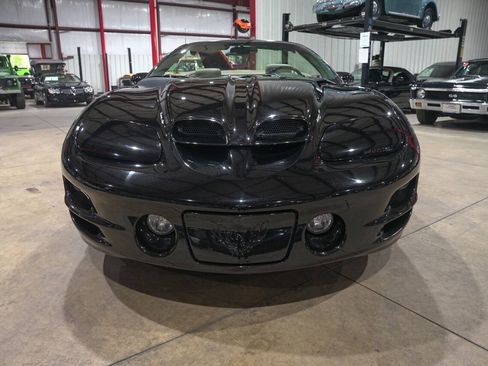 Used 2001 Pontiac Firebird Trans Am RWD image 13