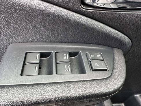 Certified 2020 Honda Pilot Touring image 34