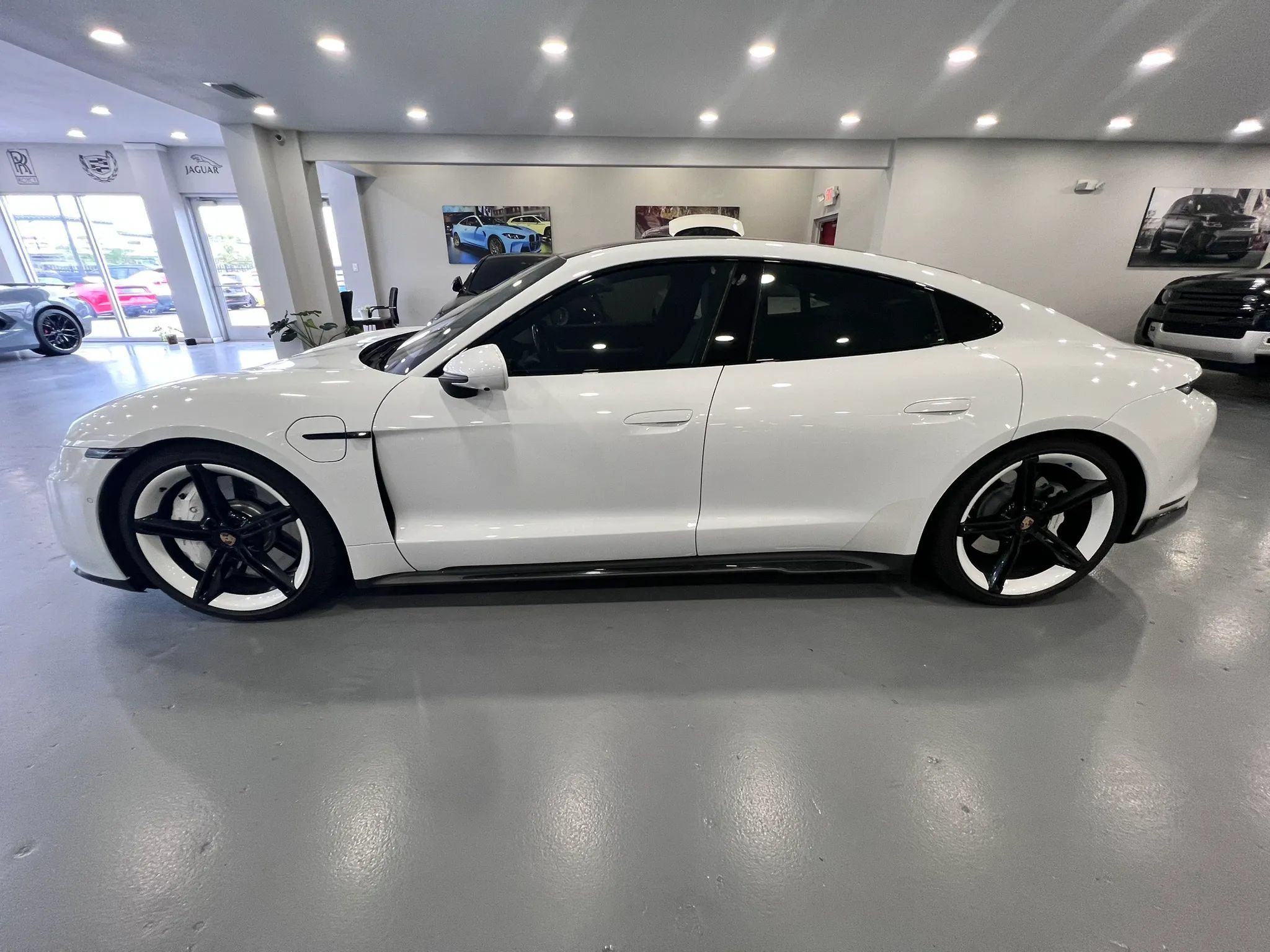 Used 2020 Porsche Taycan Turbo AWD/4WD image 4